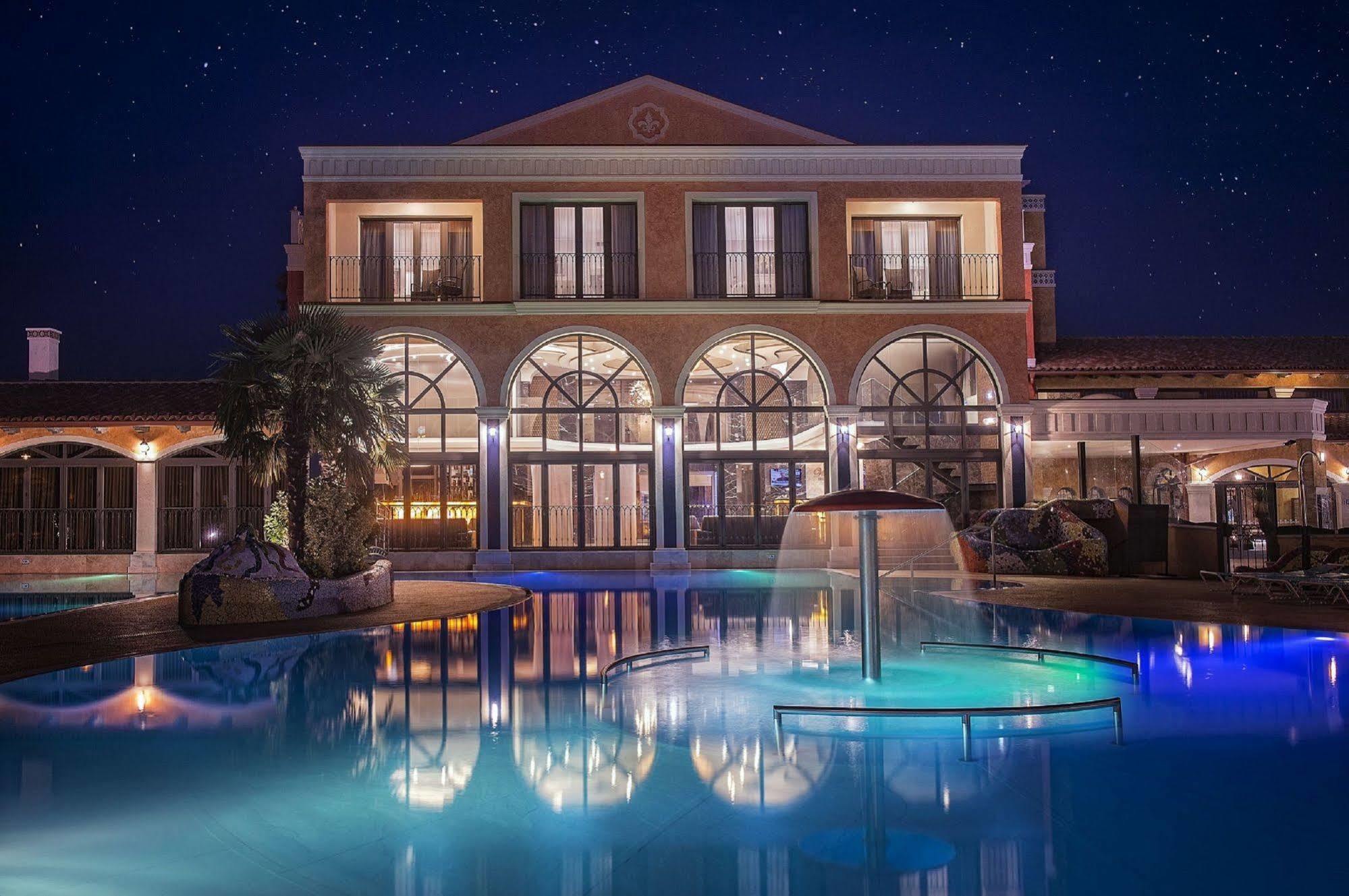 Villa Plaza Boutique Hotel & Spa Prešov Eksteriør bilde